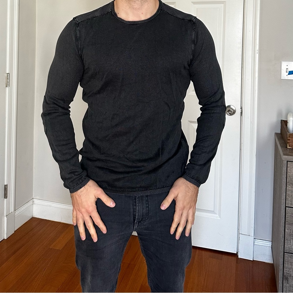 Black washed John Varvatos sweater size medium!